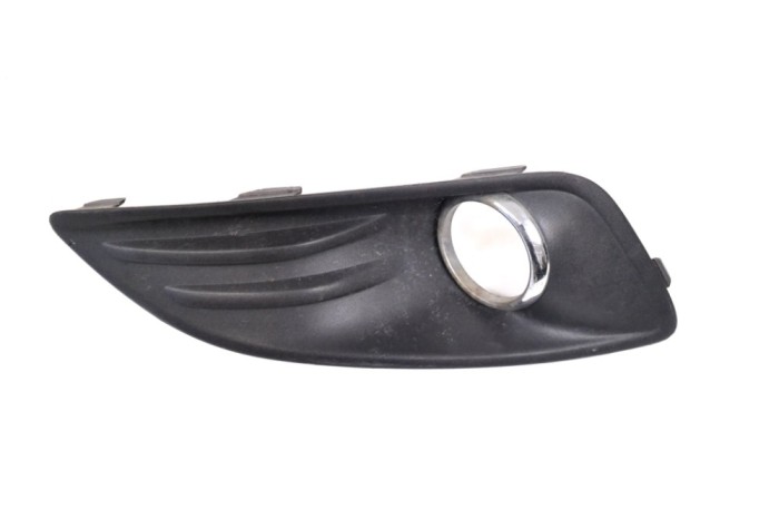 Grila dreapta față FORD FIESTA VI 2013 OEM: C1BB-15A222-C | 13547408