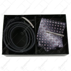 Set cadou cu 2 accesorii pentru barbati &ndash; Cravata/Curea