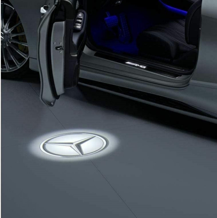 Set 2 Buc Holograme Logo Usa Fata Oe Mercedes-Benz ML-Class W166 2011&rarr; A2138204503