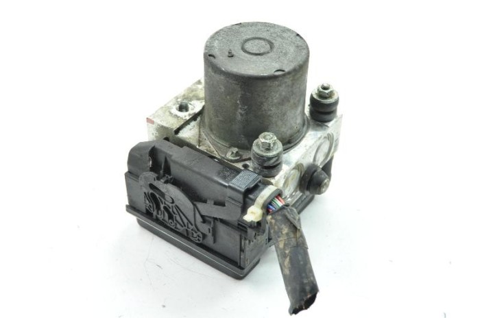 Pompa ABS SUBARU OUTBACK BL, BP 2009 OEM: 0265950813 2096654