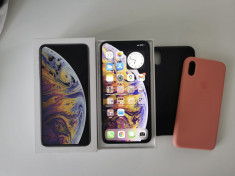 iPhone XS Max Neblocat foto