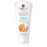 BasicLab Dermocosmetics Protecticus emulsie hidratanta si protectoare pentru fata si corp SPF 50+ rezistentă la apă 100 ml