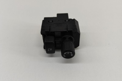 Comutator de reglare oglinda TOYOTA GT 86 Coupe ZN6_ 2012 OEM: 83061-CA000 25345546 foto