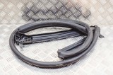 Garnitura ușă dreapta spate TESLA MODEL S 2018 OEM: 8D260930F15 | 11494426