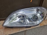 Far st&acirc;nga cu lupă Skoda Fabia 2, Roomster