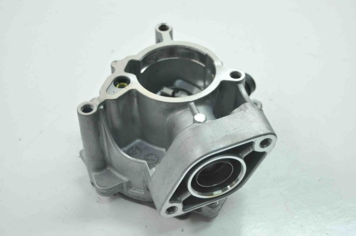 Pompa de vacuum VW SHARAN 7N1, 7N2 2015 OEM: 06L145100F