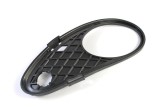 Grila bara fata Mercedes Clasa C (W203) 05.2000-2003 ( fara Coupe) , Dreapta, 2038850623, 500327-2 cu locas pentru proiectoare