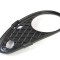 Grila bara fata Mercedes Clasa C (W203) 05.2000-2003 ( fara Coupe) , Dreapta, 2038850623, 500327-2 cu locas pentru proiectoare