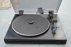 Pick up Marantz TT151 foto