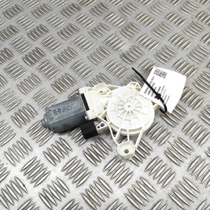 Motor macara geam ușă dreapta spate VW TOUAREG CR7 2023 OEM: 4K0959801 30768492