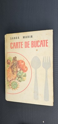 CARTE DE BUCATE - SANDA MARIN , ANUL 1969 . PASTRATA IN STARE FOARTE BUNA . foto