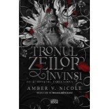 Tronul zeilor invinsi (al doilea volum al seriei &bdquo;Zei si monstri&rdquo;) - Amber V. Nicole