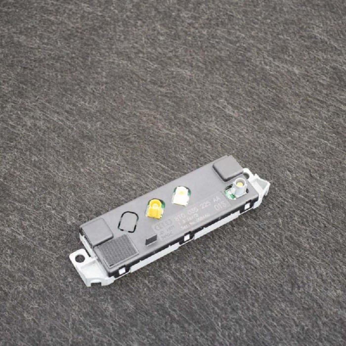 Amplificator de antena AUDI A5 8T3 2013 OEM: 8T0035225AA 3139694