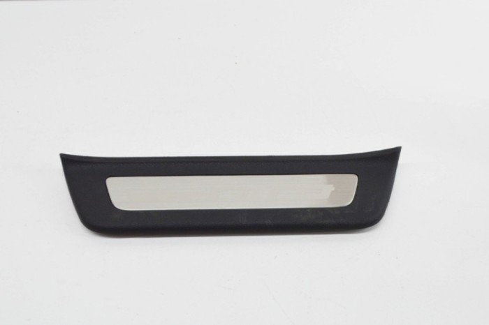 Ornament prag st&acirc;nga spate KIA NIRO 2020 OEM: 85877-G5100 | 21546048