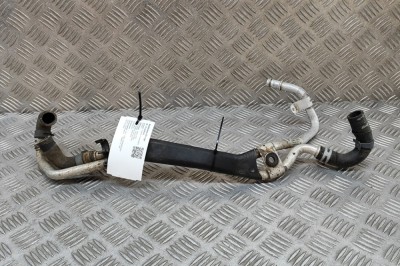 Furtun de lichid de răcire PORSCHE CAYENNE 92A 2016 OEM: 7P5815993,7P5819928A,7P5.819.896,7P5.819.928.A,7P5.819.437,7P5819437,7P5.815.993,7P5819896 | foto