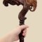 Elegant baston m&acirc;nar elefant sculptat integral manual