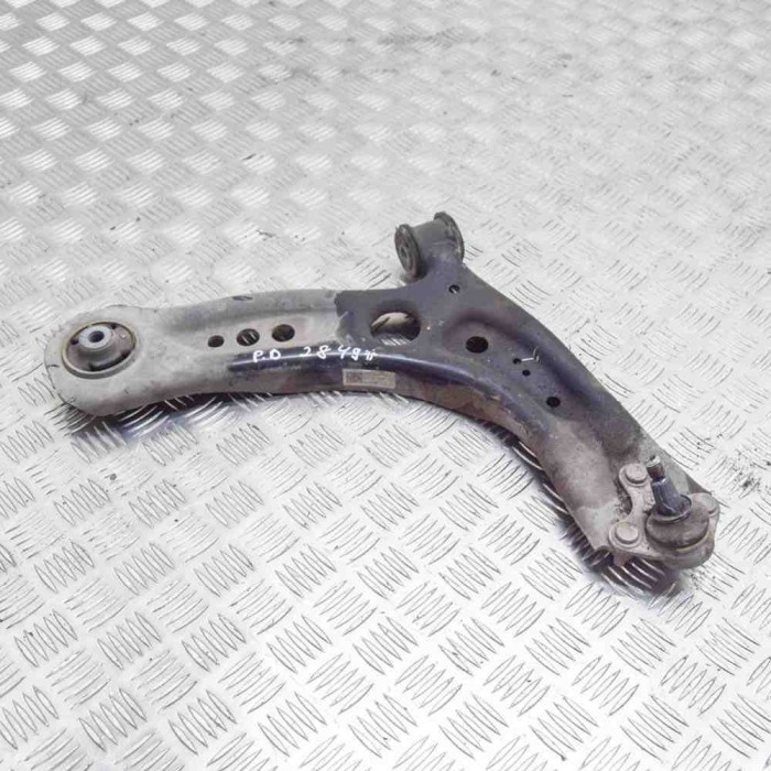 Braț inferior dreapta față AUDI A3 8V1, 8VK 2014 OEM: 5Q0407152J