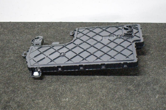 Modul de confort TESLA MODEL 3 2019 OEM: 1100340-00-H | 11244397