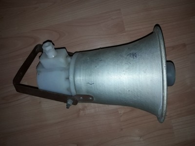 difuzor mare cu palnie aluminiu,vechi,tip megafon,difuzor netestat,nedesfacut foto