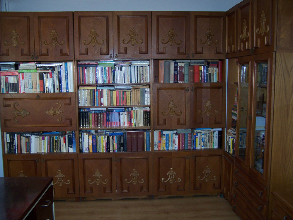 Biblioteca incapatoare 5 corpuri (4 duble + 1 simplu) cu dulapuri  suprapozabile | arhiva Okazii.ro