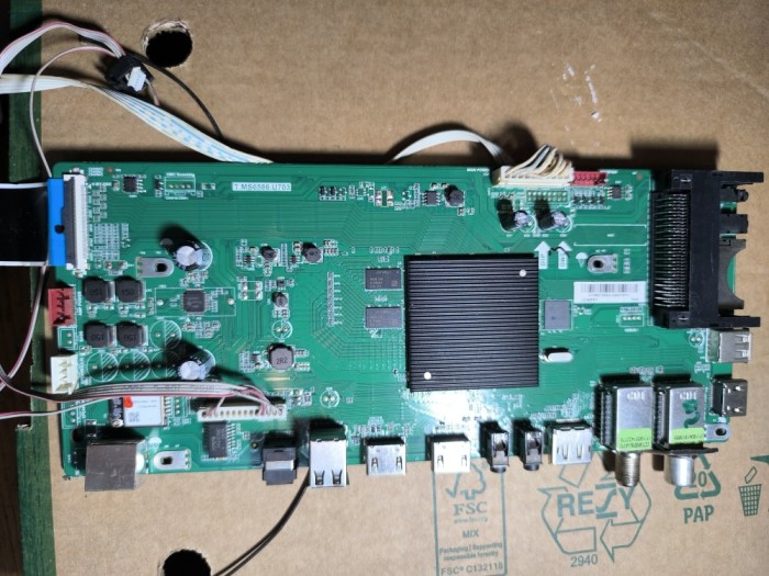 placa de baza t.ms6586.u703 Sharp 40BJ5K, 40BJ3K, and 40AJ2I.