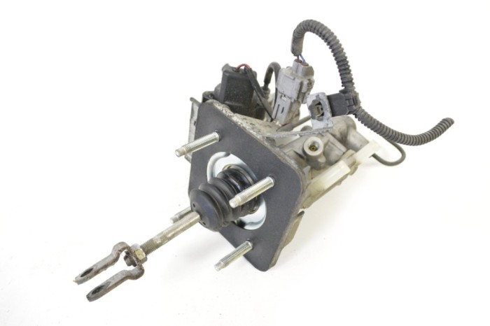 Cilindru de fr&acirc;nă LEXUS RX _U3_ 2007 OEM: 138110-10380 11797643