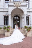 V&acirc;nd rochie de mireasă Aryanna Karen