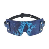 Mască OUCH! By Shots Blindfold, pentru jocuri erotice BDSM, din piele &icirc;mbinată, cu design de piele de șarpe, culoare albastru