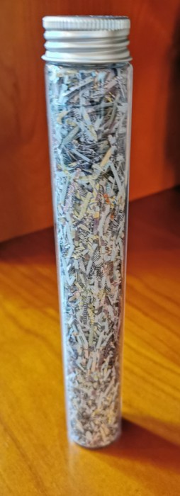 Bancnote de 100 lei, format maruntit (tocatura)