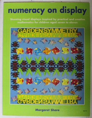 NUMERACY ON DISPLAY by MARGARET SHARE , 2001 foto