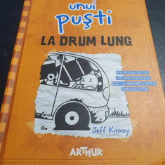 Jurnalul Unui Pusti. La drum lung. Jeff Kinney, Ed Arthur, 230 pag, stare f buna