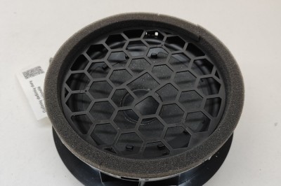 Difuzor ușă dreapta spate SKODA OCTAVIA IV Combi NX5 2024 OEM: 5E3035411A 28231142 foto