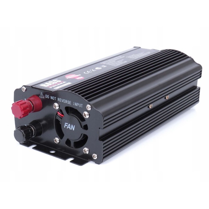 Aproape nou: Invertor de tensiune PNI Bass BP-5009 alimentare 12V, iesire 230V, sin