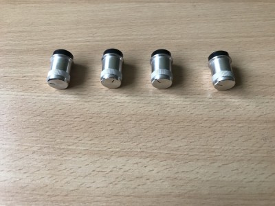 set 4 butoane grundig foto