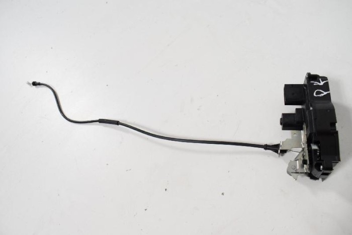 &Icirc;ncuietoare ușă st&acirc;nga față TESLA MODEL S 2016 OEM: 6008913-00 3096244