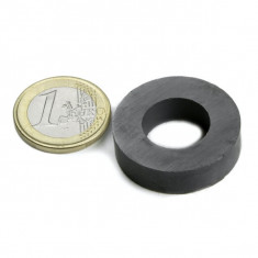 Magnet ferita inel Ø30/16 x 8 mm, putere 1,6 kg, Y35