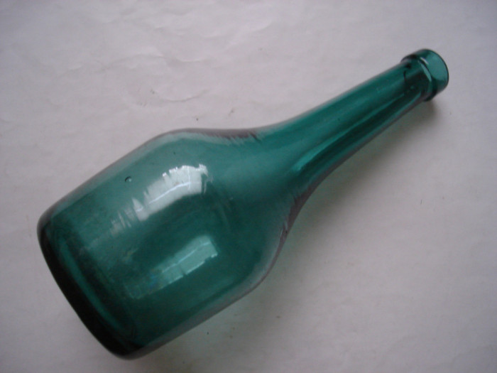 Sticla veche verde 0.150-0.200 ml