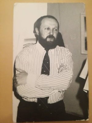Foto Radu Ceontea, membru fondator Vatra Rom&amp;acirc;nească, format 11/17 com foto