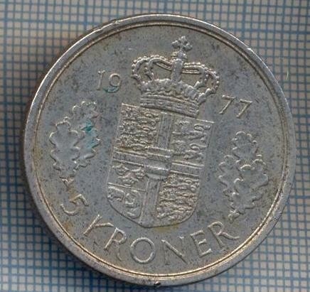 AX 1451 MONEDA- DANEMARKA - 5 KRONER -ANUL 1977 -STAREA CARE SE VEDE