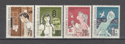Berlin.1960 Jocuri de copii SB.752 foto