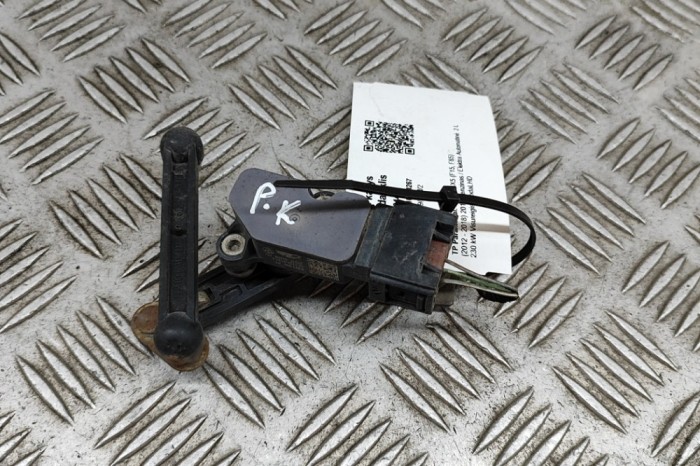 Senzor de nivel &icirc;nălțime st&acirc;nga față BMW X5 F15, F85 2017 OEM: 6870200 | 28447944