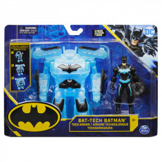 BATMAN FIGURINA DELUXE CU COSTUM HIGH TECH SuperHeroes ToysZone foto