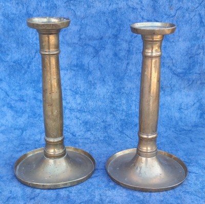 Pereche de sfesnice Biedermeier foto