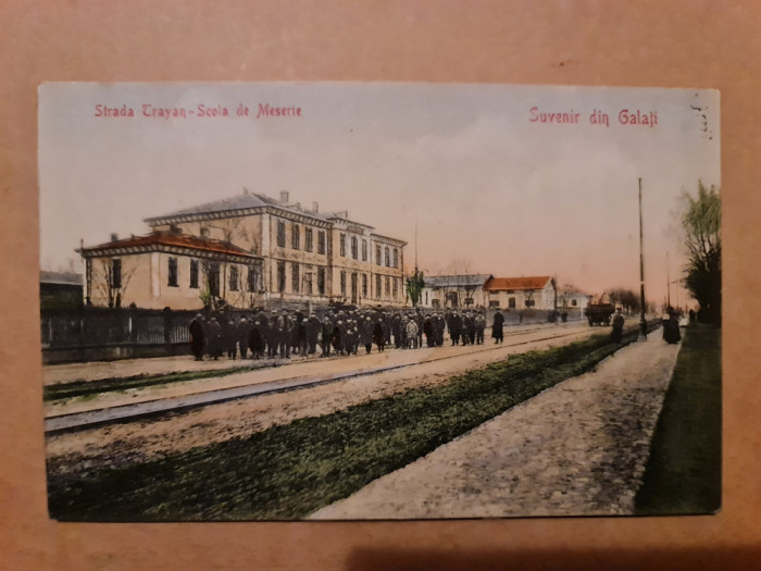 Galați - Str. Traian și Școală de Meserii.