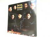 J.A.L.N. Band Life Is A Fight 1977 album disc vinyl lp muzica disco funk soul emi electrola magnet VG+, Pop