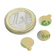 Magnet neodim disc cu autoadeziv Ø10&#215;0,6 mm, putere 310 g, N35