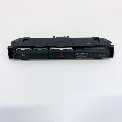 Panou de butoane VW PASSAT B8 3G2 2016 OEM: 3G1853770A | 10632690 foto
