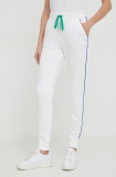Cumpara ieftin United Colors of Benetton pantaloni de trening din bumbac culoarea alb, neted