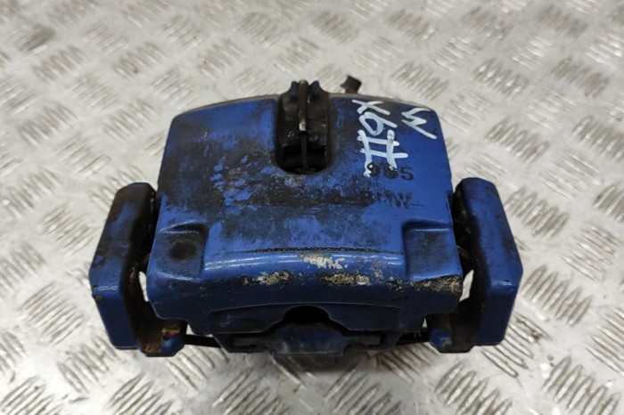 Etrier de fr&acirc;nă dreapta spate BMW X6 E71, E72 2009 OEM: 7847228 28642433