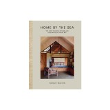 Home by the Sea: The Surf Shacks and Hinterland Hideaways of Byron Bay